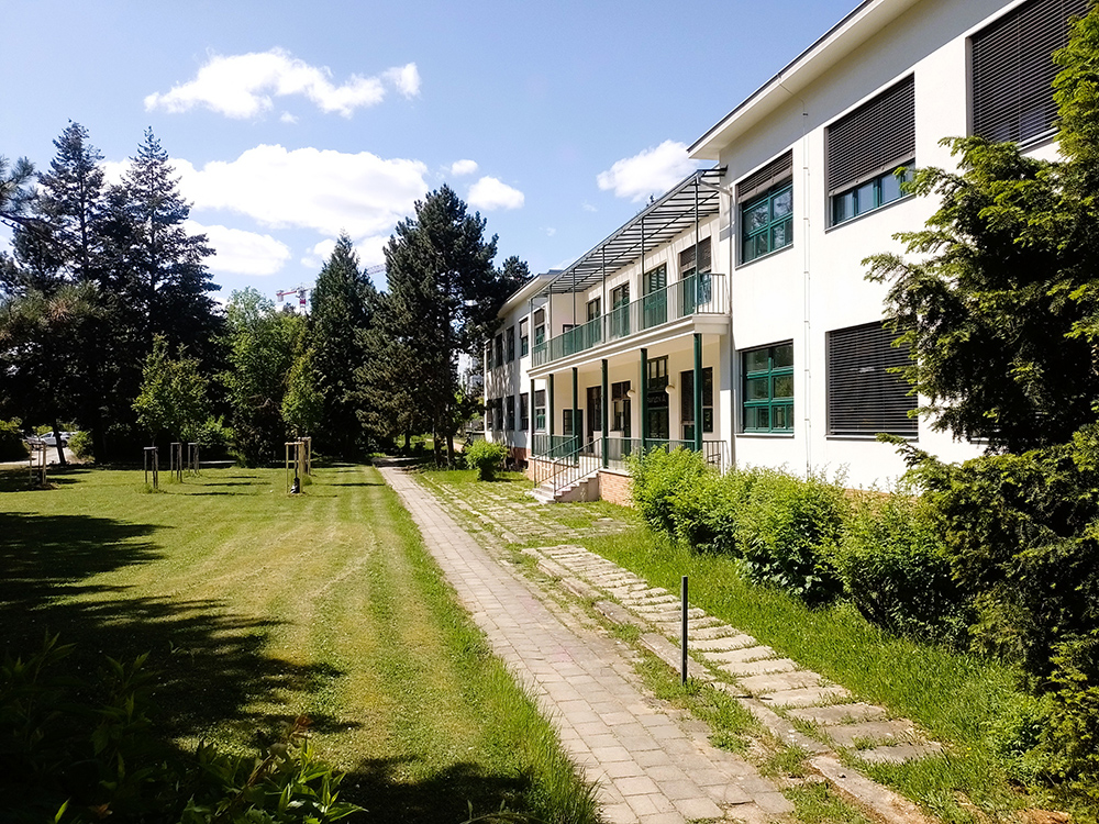 Fakultní nemocnice Brno, Jihlavská: Areál Oskara Pořísky 